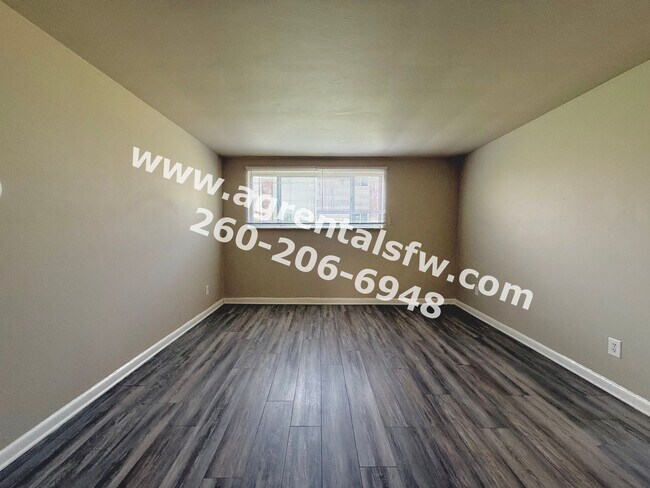 Foto del edificio - 4729 Northcrest Dr