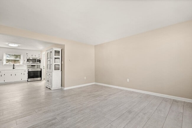 Foto del edificio - 118 Everett St