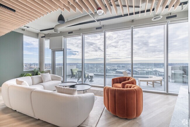 Building Photo - Yesler Towers