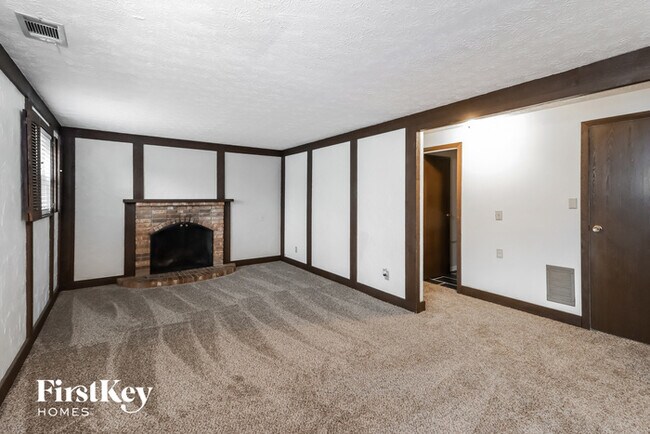 Building Photo - 1295 Anthony Ln