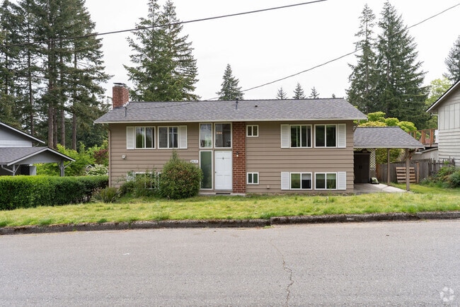 Building Photo - 1410 150th Ave SE