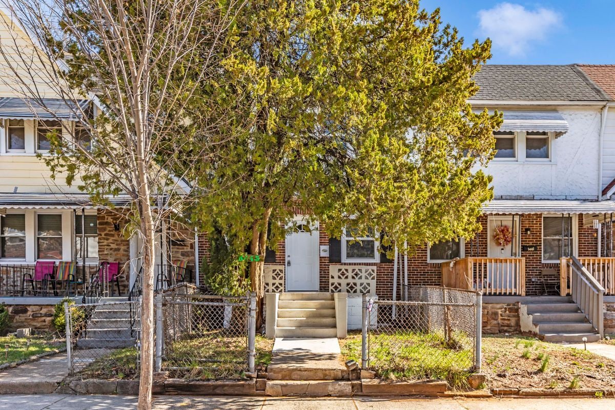 Primary Photo - 5443 Jonquil Ave