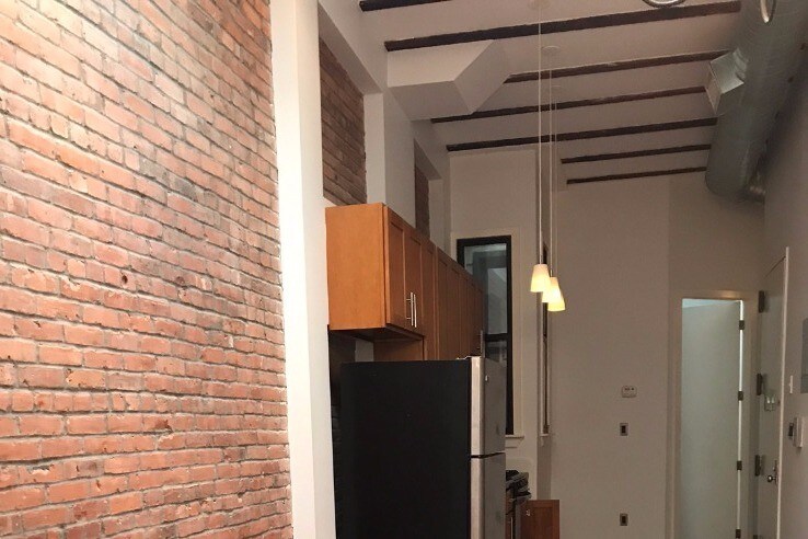 Foto principal - 95 S 2nd St