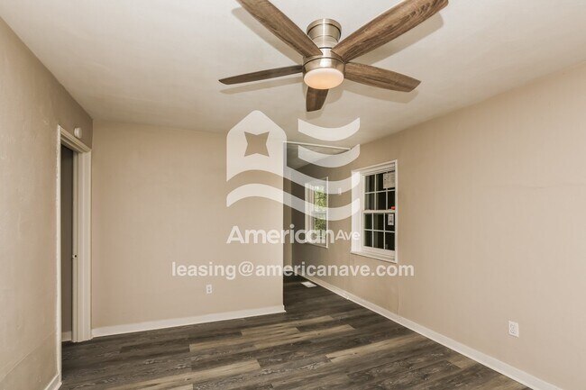 Foto del edificio - 2967 Woodside Dr