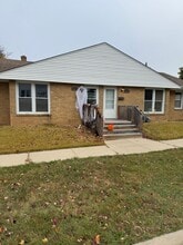 Building Photo - 2606 13th Ave