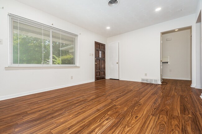 Foto del edificio - 13809 Janwood Ln