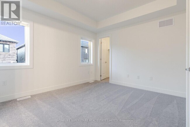 Building Photo - 25 Mundell Rd
