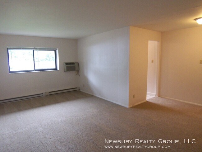 Building Photo - 1449 Poplar St