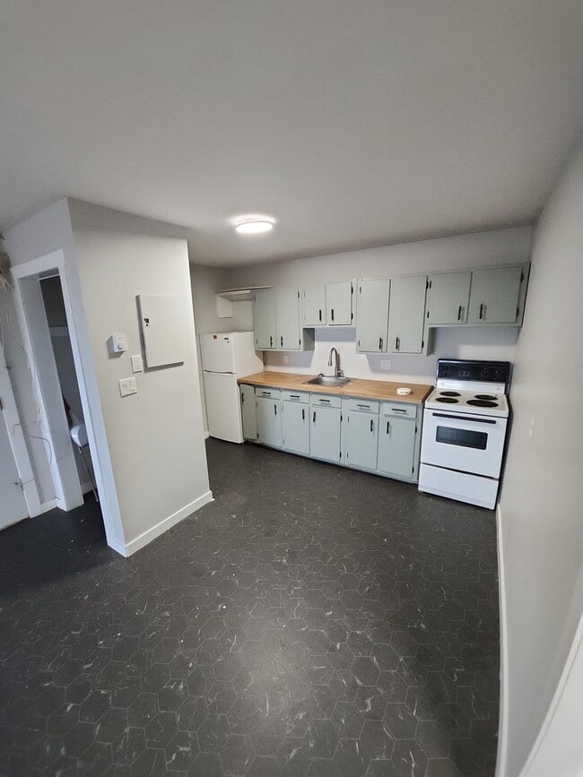 Photo du bâtiment - 30 Parkwood Dr