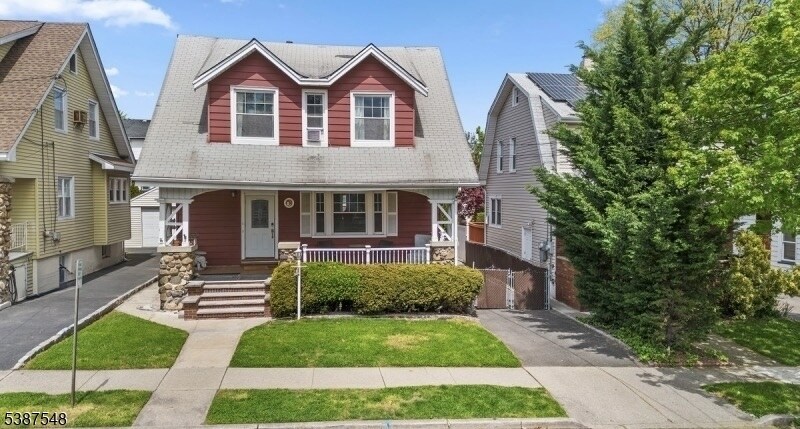 Primary Photo - 226 Hamilton Ave