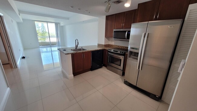 Foto del edificio - 400 N Federal Hwy