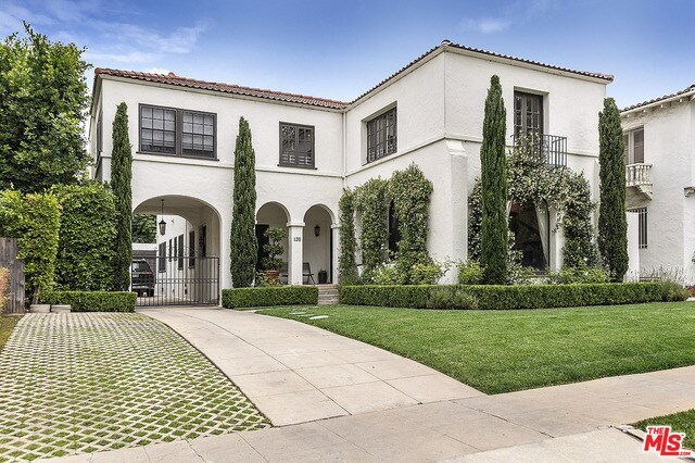 Building Photo - 135 S Orange Dr