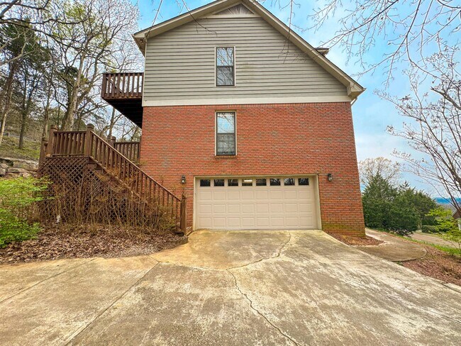 Foto del edificio - 7595 Foxfire Dr SE