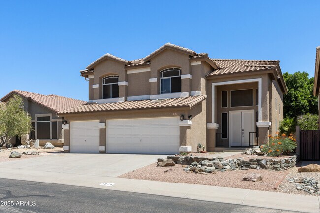 Building Photo - 1018 E Silverwood Dr