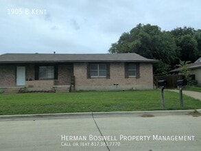 Building Photo - 1905 Kent Dr
