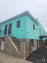 Building Photo - 20 N 8th St