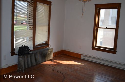 Primary Photo - 185 W Spotswood Ave
