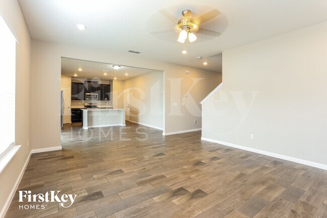 Foto del edificio - 1300 Kendall Dr
