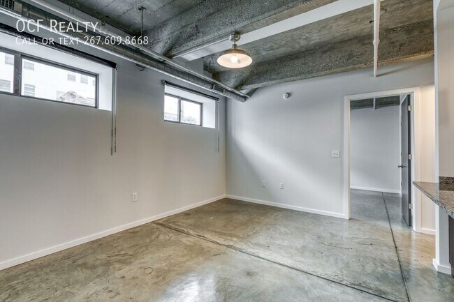 Foto del edificio - 4800 Brown St