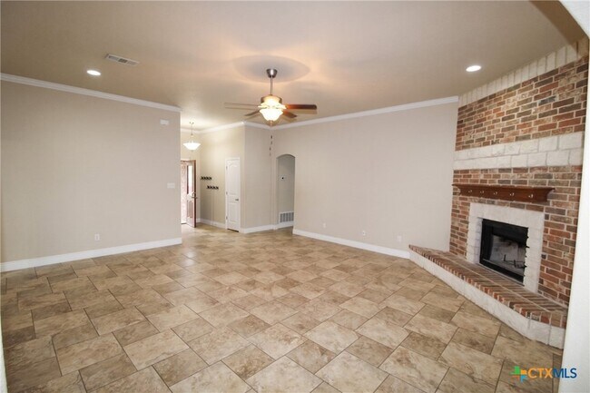 Foto del edificio - 1128 Pheasant Cir