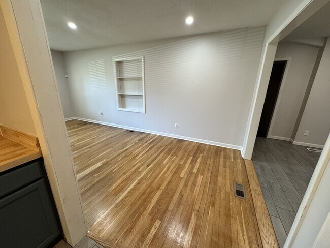 Foto del edificio - 918 Woodall Ln NW