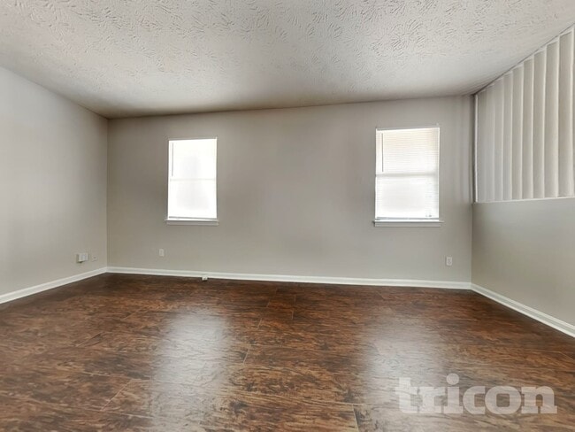 Foto del edificio - 2224 Clinchfield Ct