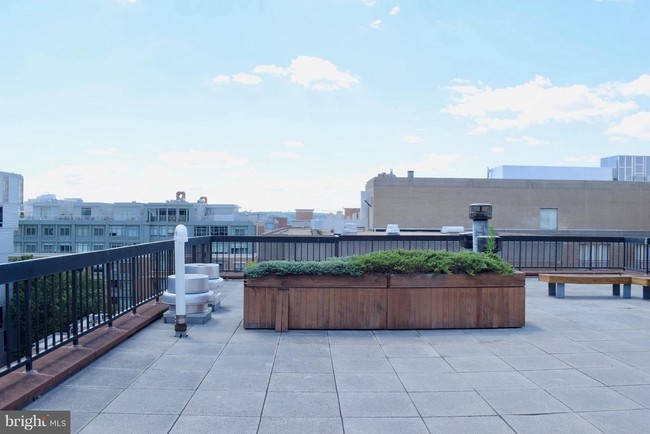 Foto del edificio - 1140 23rd St NW