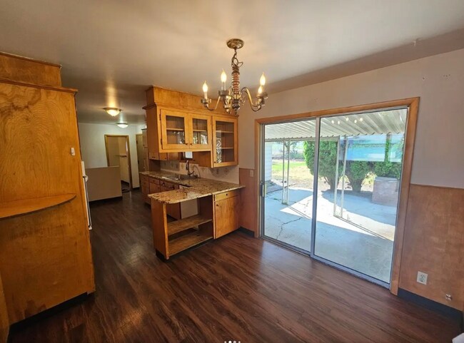 Foto del edificio - 11822 E 15th Ave