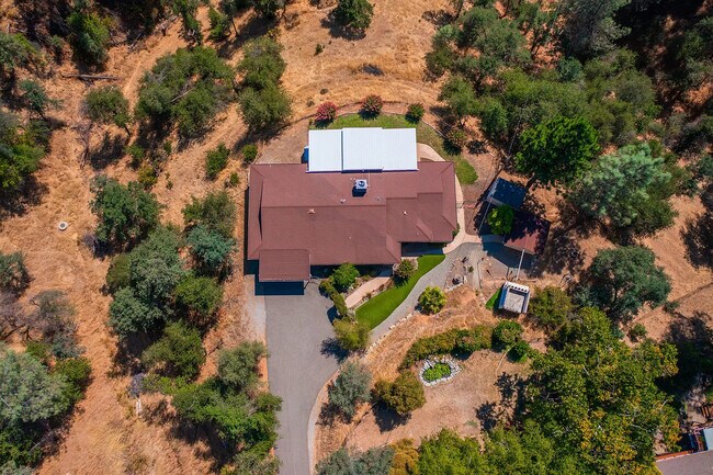 Building Photo - 1705 Barbara Rd
