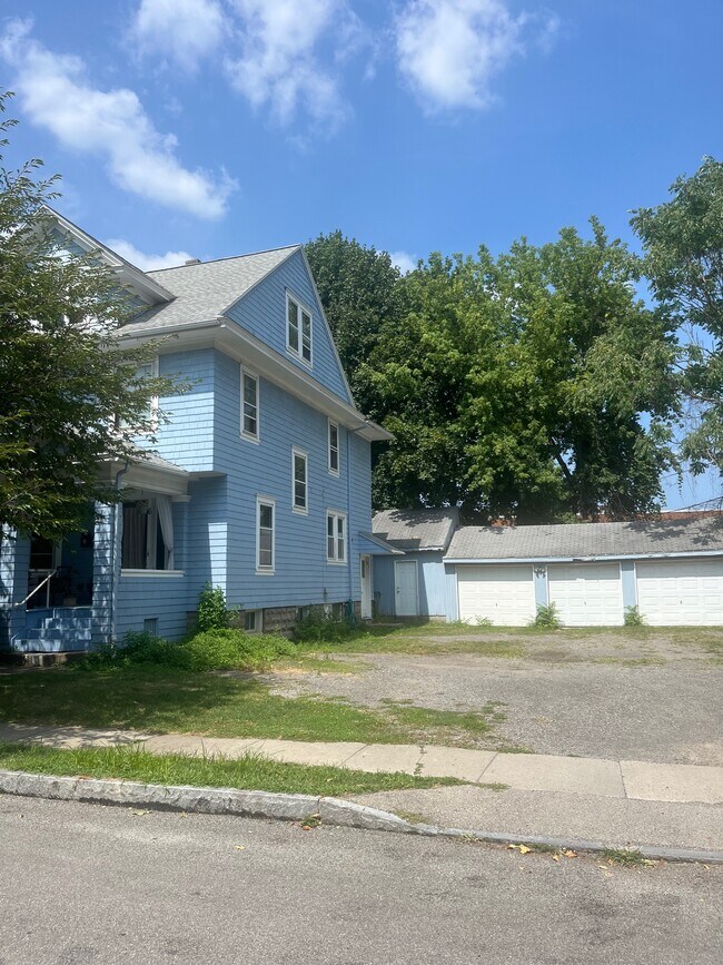 Foto del edificio - 6 Hinsdale St