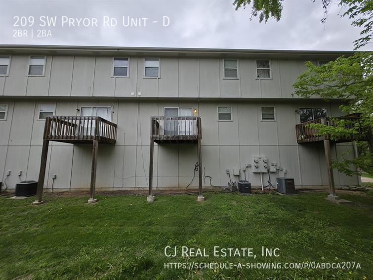 Foto del edificio - 209 SW Pryor Rd