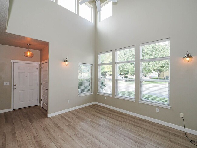 Building Photo - 3794 Lilac Heights Dr