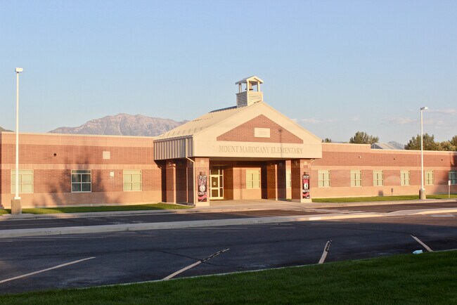 Building Photo - 1319 W 800 N