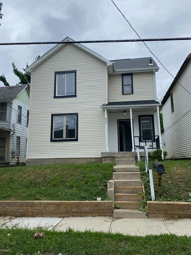 Building Photo - 846 Bonham Ave