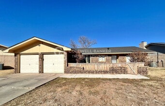 Building Photo - 5712 2nd Pl