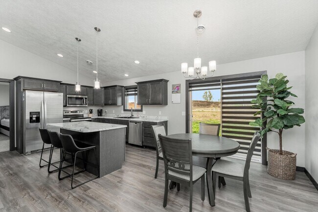 Foto del edificio - 4500 W 34th St N