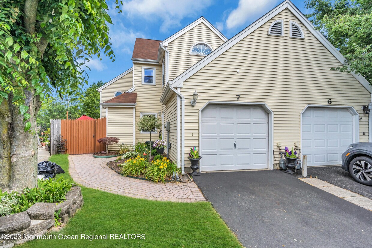 Foto principal - 7 Kilmer Ct