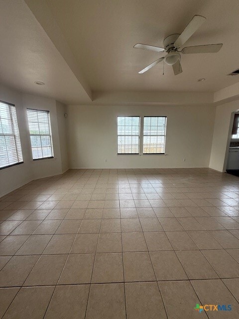 Building Photo - 1160 Hilltop Dr