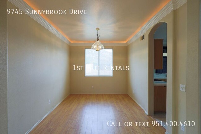 Foto del edificio - 9745 Sunnybrook Dr