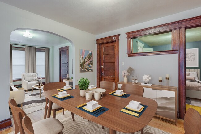 Dining Room - 506 Valley Dr