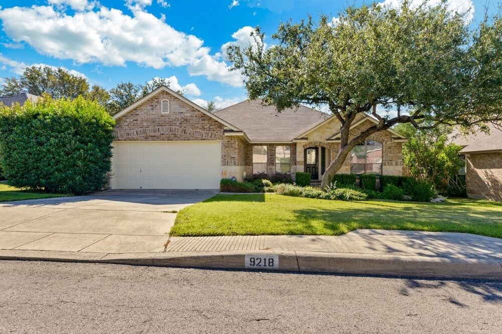 9218 Putnam Dr Helotes TX 78023 House for Rent in Helotes, TX