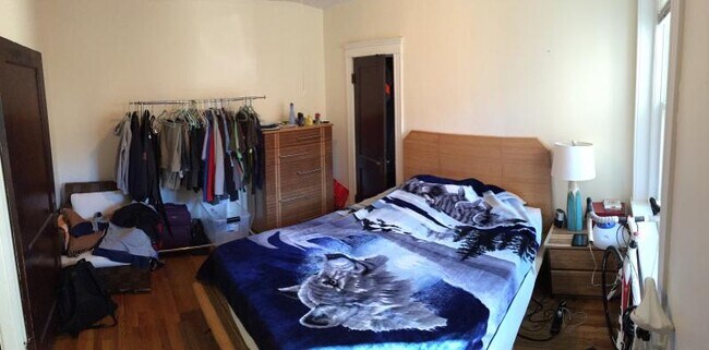 Foto del edificio - 1450 Commonwealth Ave