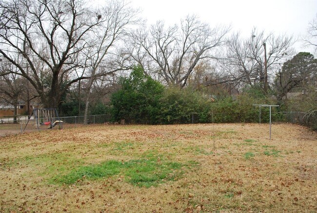 Foto del edificio - 2005 Shawnee Street