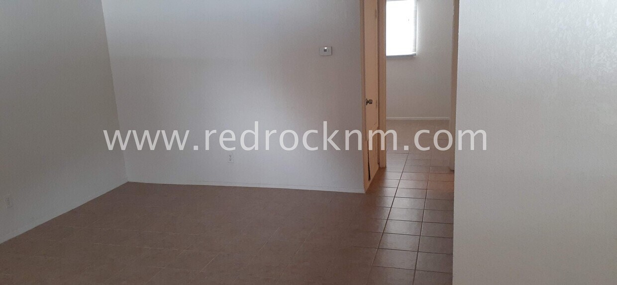Primary Photo - 2800 Cerrillos Rd