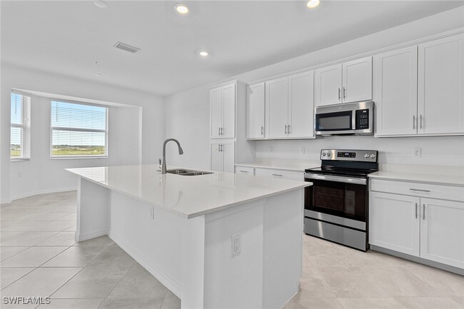 Building Photo - 5807 Double Eagle Cir