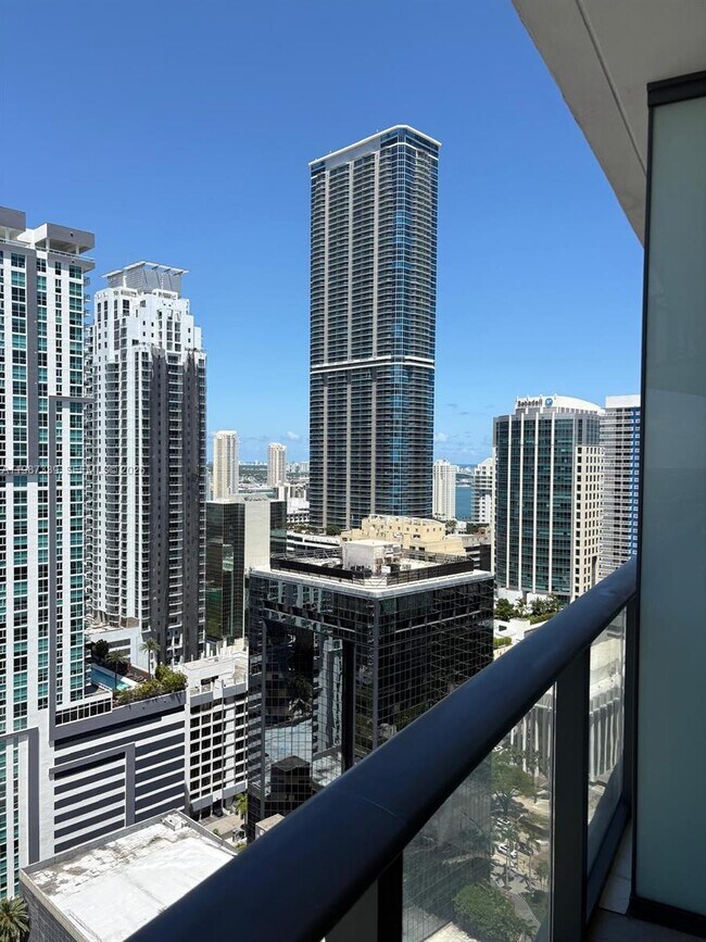Building Photo - 1300 S Miami Ave
