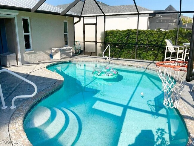 Foto del edificio - 2537 SW 29th Terrace