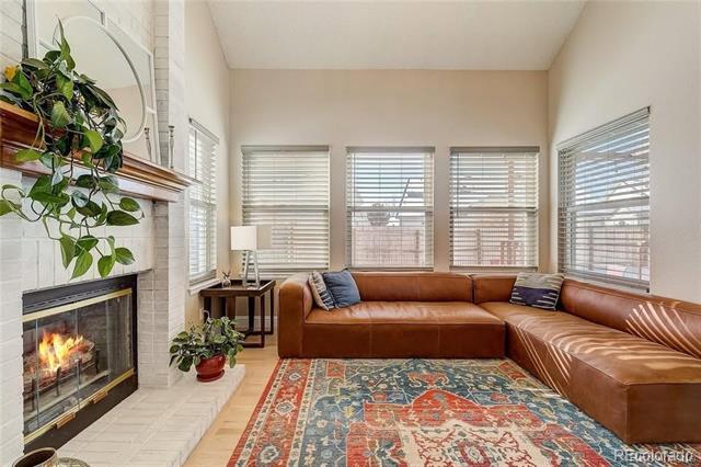 Building Photo - 1714 Foxfield Dr