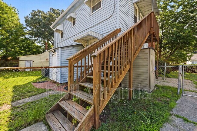 Building Photo - 3702 Cape Henry Ave