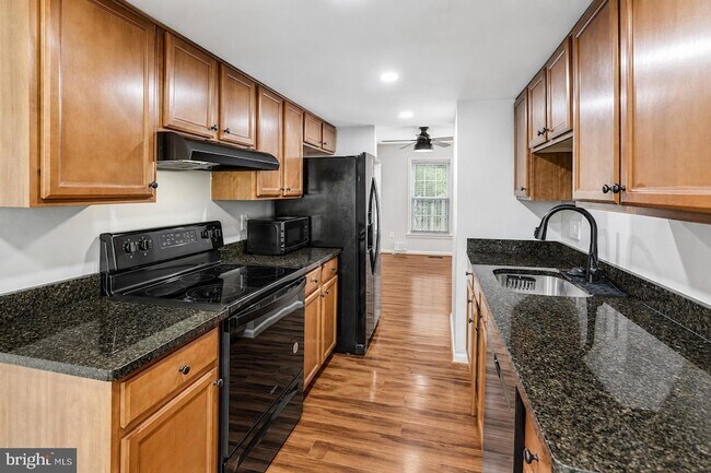 Foto del edificio - 3234 Foothill St